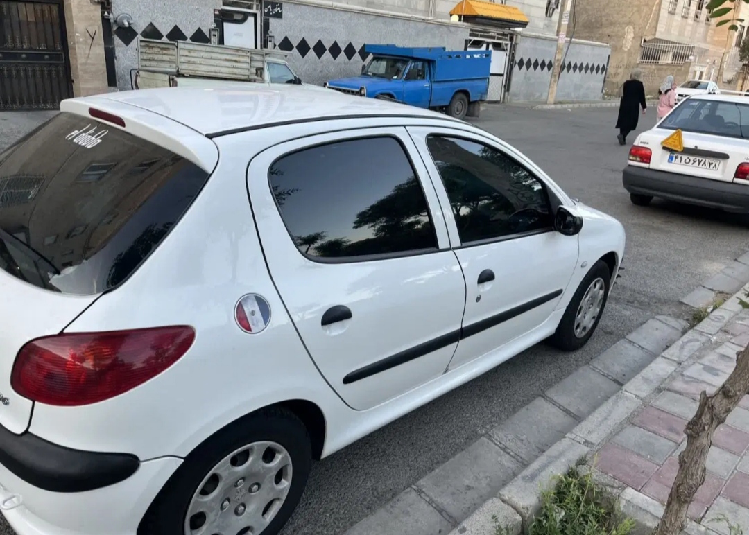 پژو ۲۰۶ تیپ ۵ مدل ۹۷