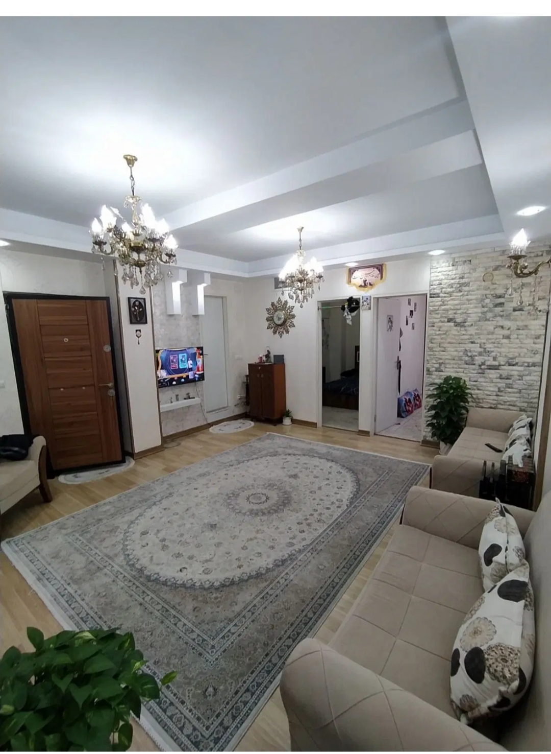 بزرگی مشاوره برتر ۶۵ متری عروس و دومادی اندیشه