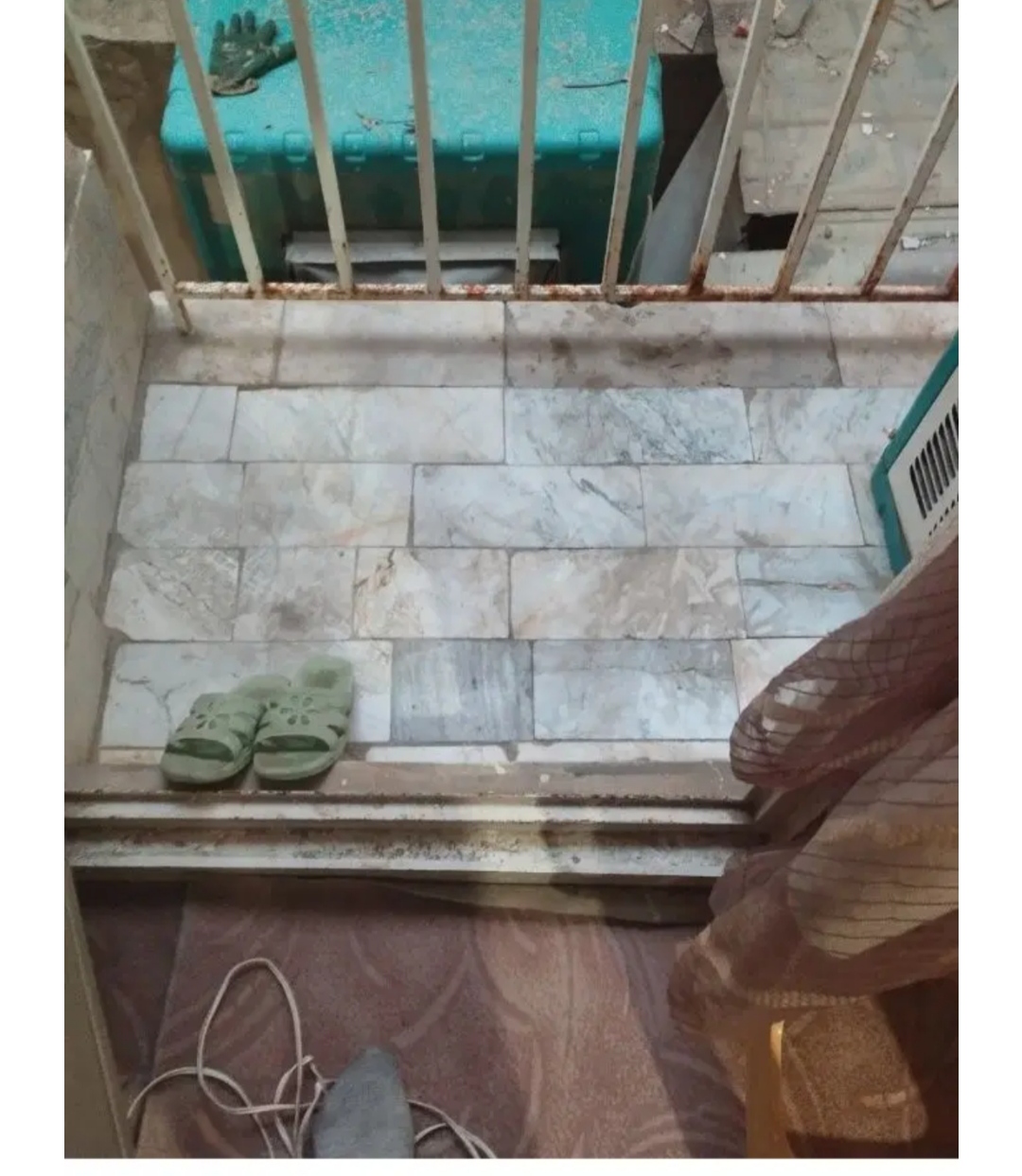 ۷۵متری طبقه اول دوخوابه با بالکن))