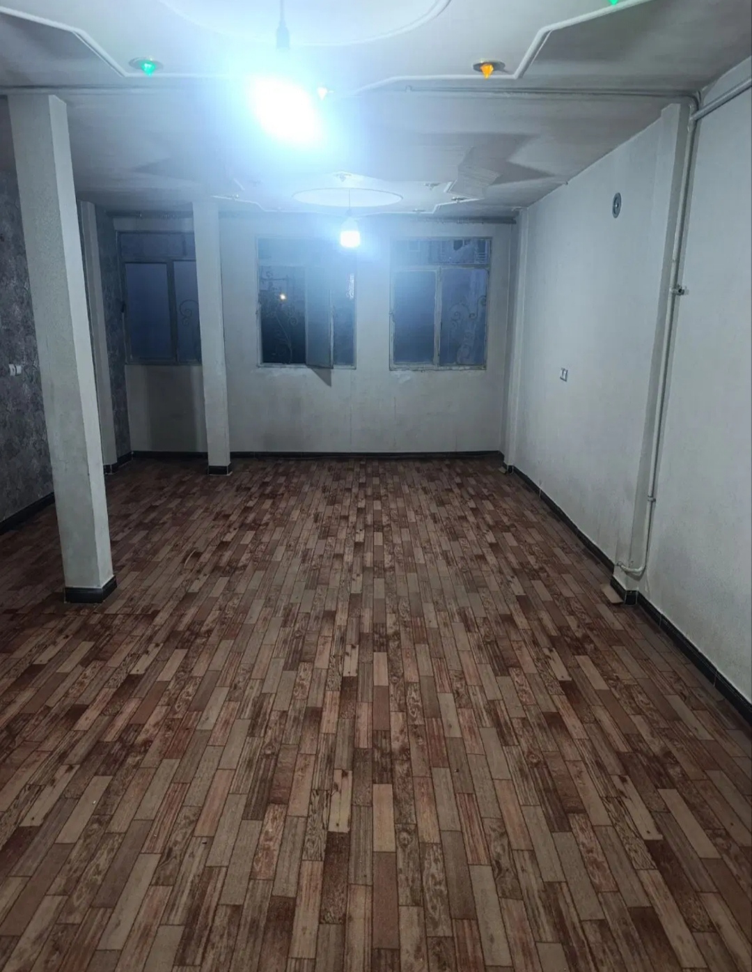 ۷۵متری طبقه اول مناسب سرمایه گذاری