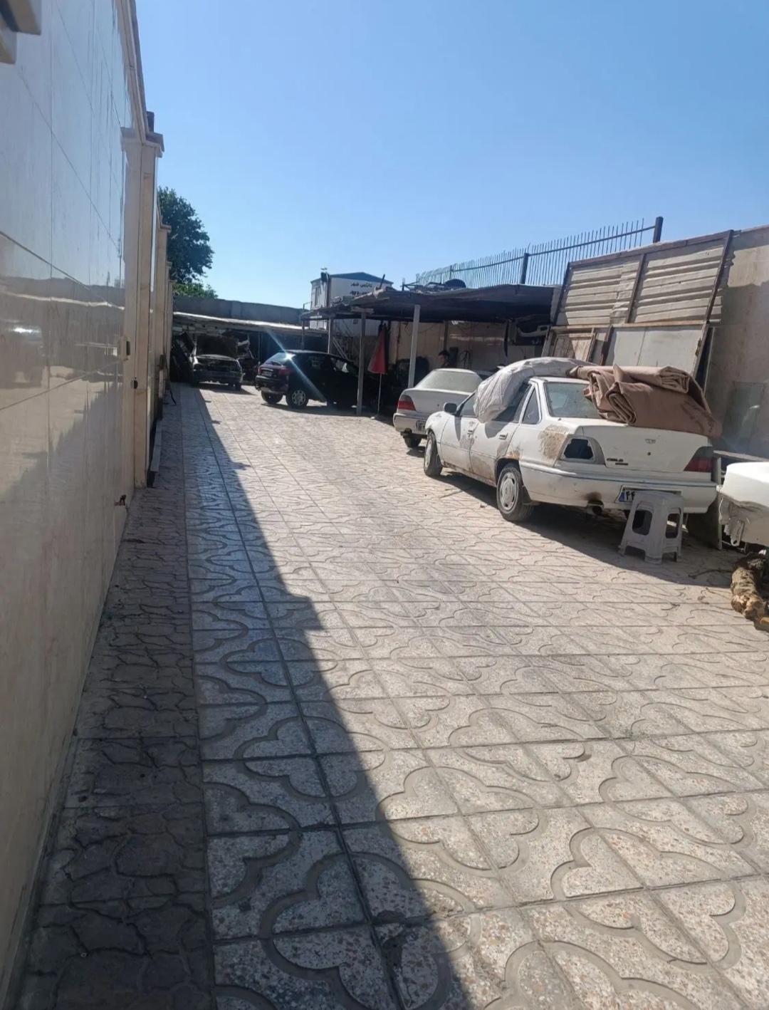 نیازمند نقاش ماهر و مکانیک به صورت اجاره ای