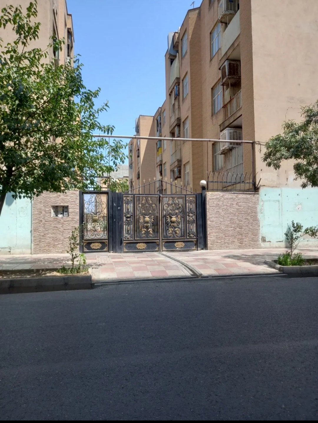 واحد هشتاد متری