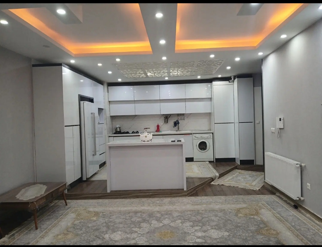 فروش یک واحد آپارتمان ۹۳ متری