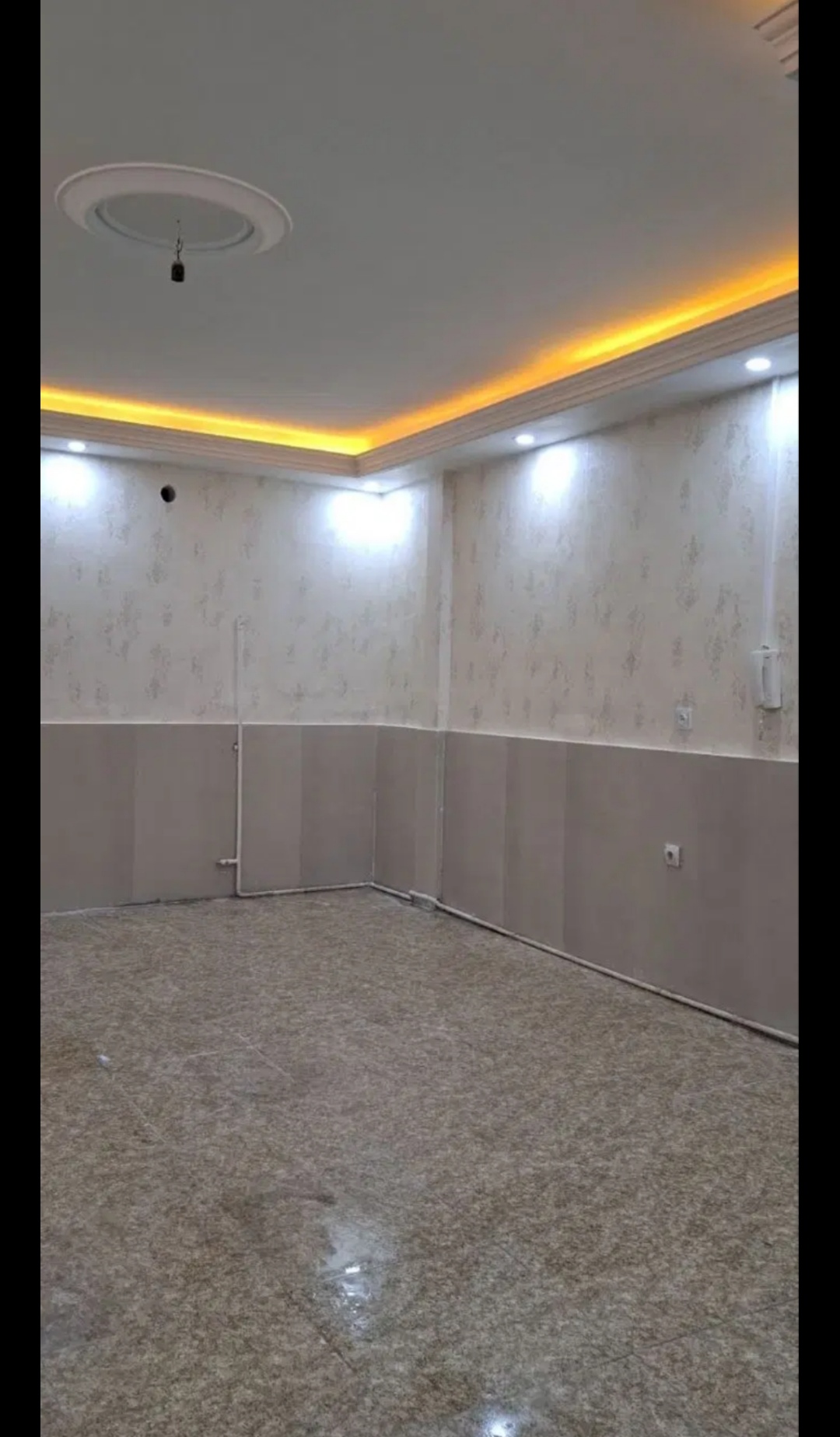 اجازه آپارتمان همکف کرسی بلند دو خواب