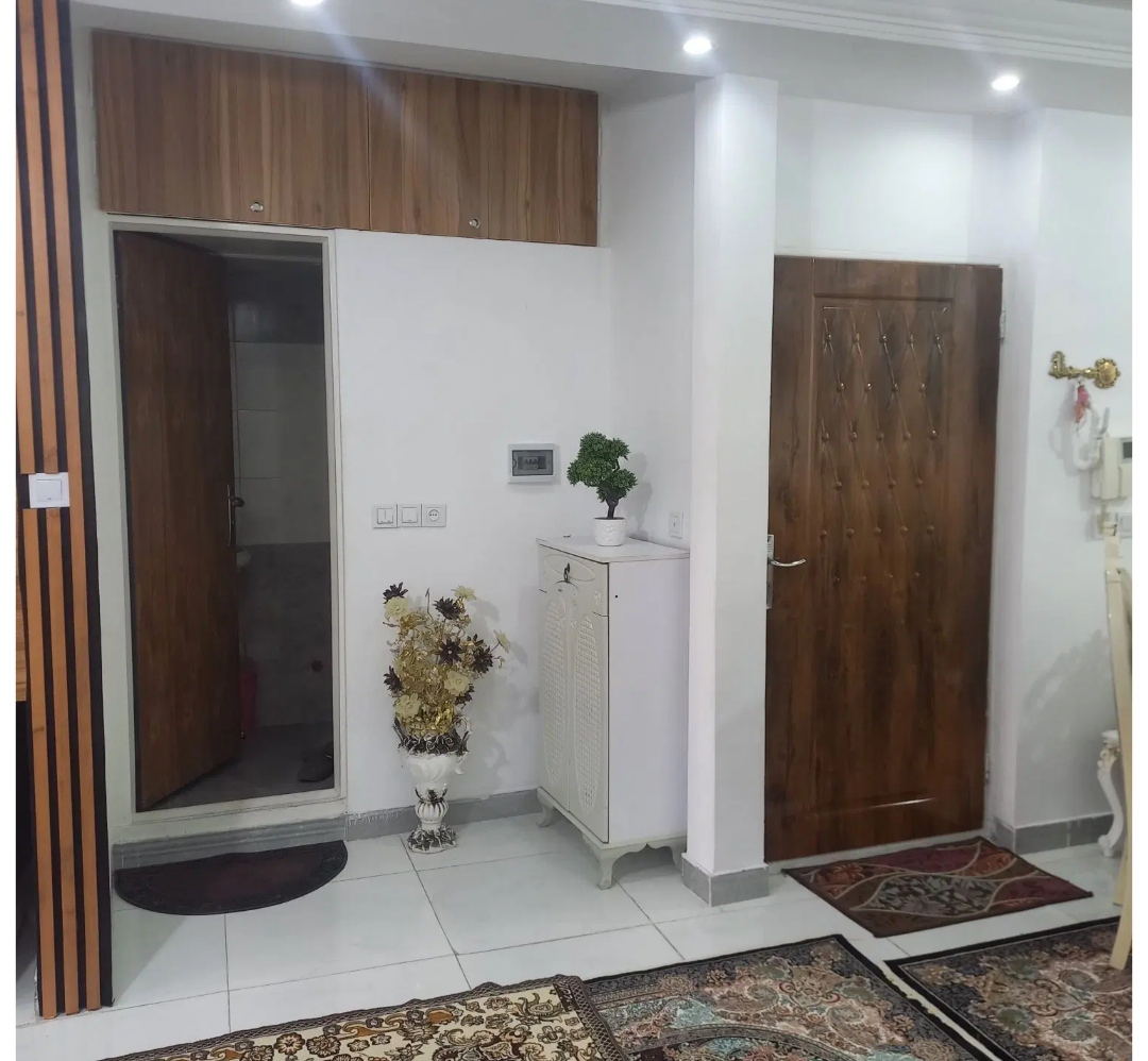 واحد مسکونی غرق نور)