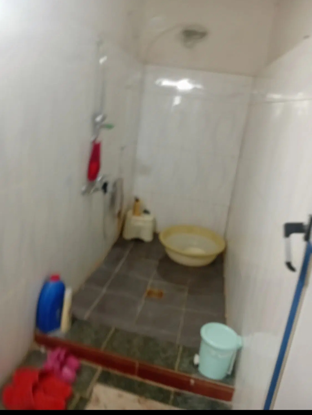 آپارتمان ۹۰متری تک واحدی