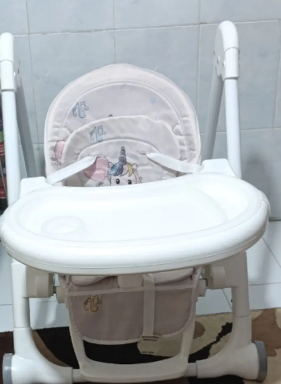 صندلی غذا خوری کودک بیبی استار