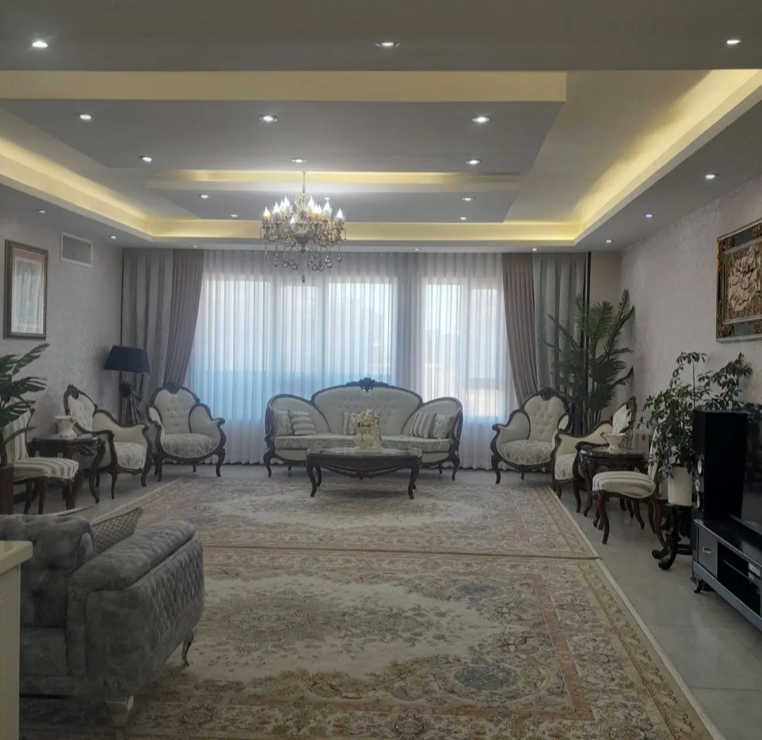 یه واحد خوش نقشه ۱۲۰متری نوساز