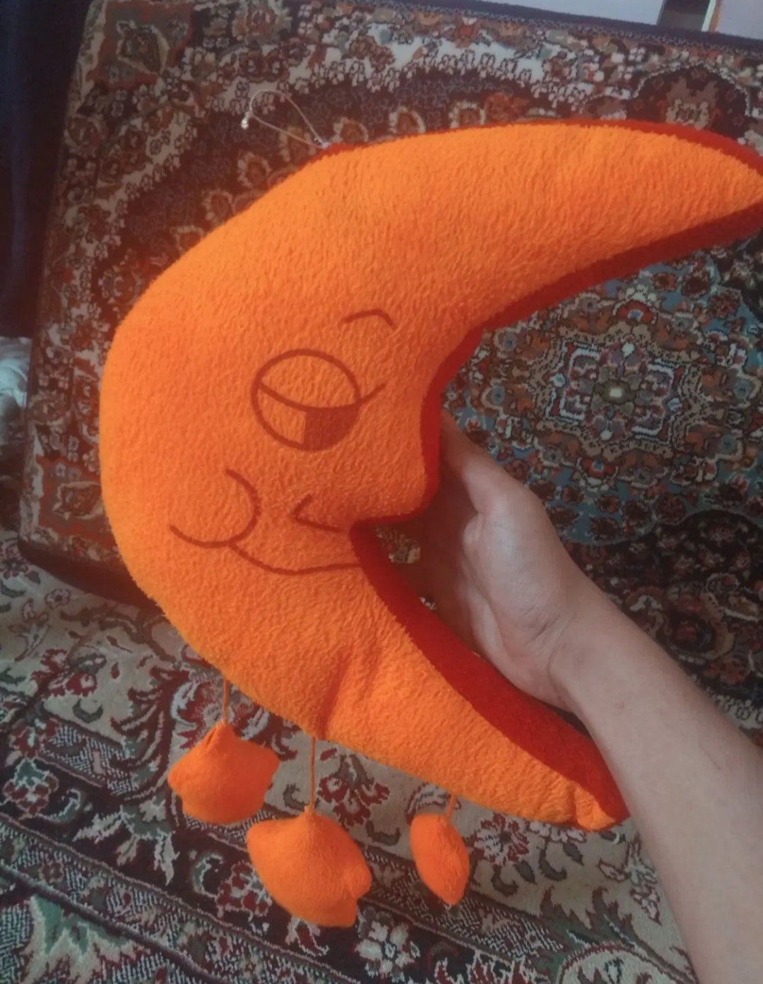 عروسک ماه ستاره دار