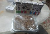 قفس چوبی و غذا و مکمل پرنده