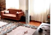 کد(۵۷۹) طبقه دوم تمیز ۸۰متری زیر قیمت املاک داتیس۱
