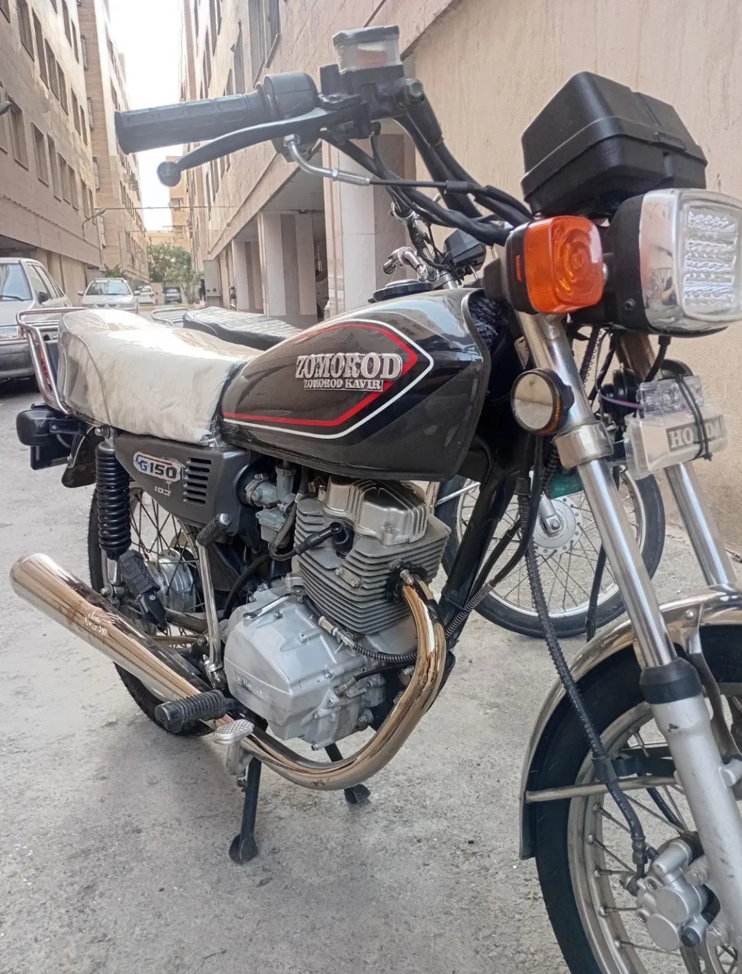 هوندا ۱۵۰ زمرد