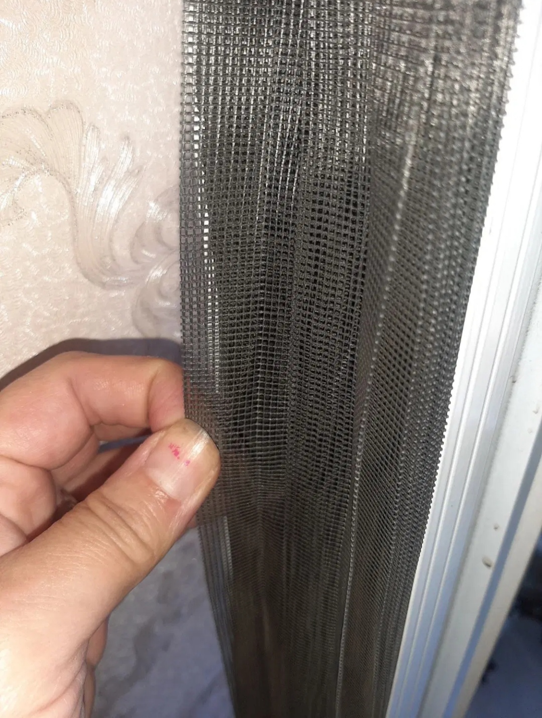 توری کرکره ای پنجره