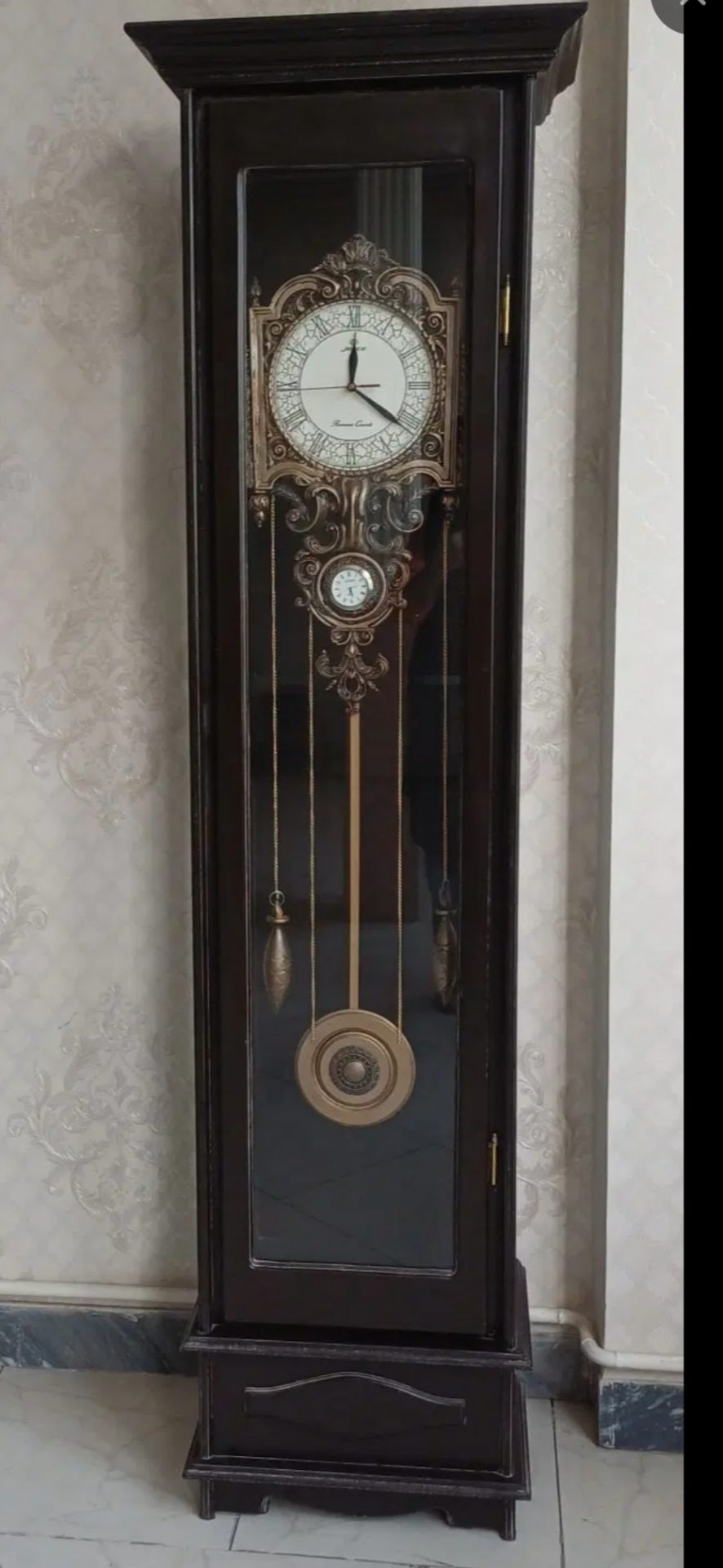 ساعت ایستاده