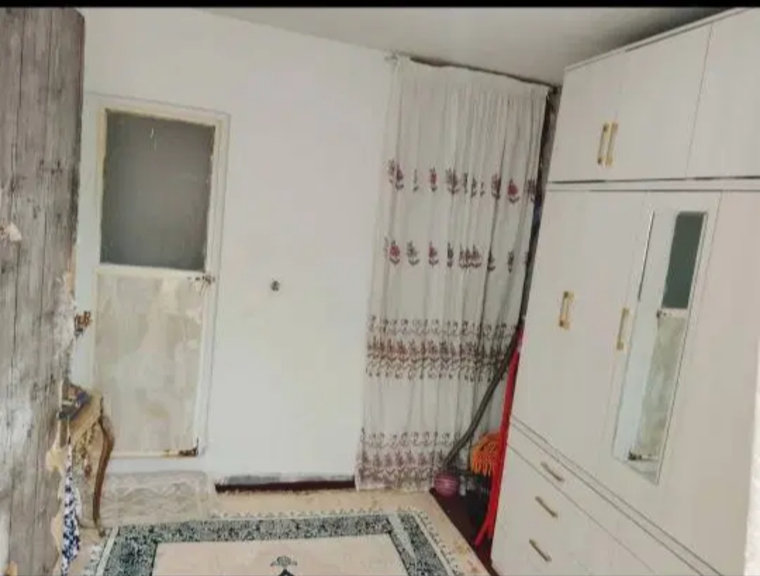 آپارتمان تک واحدی
