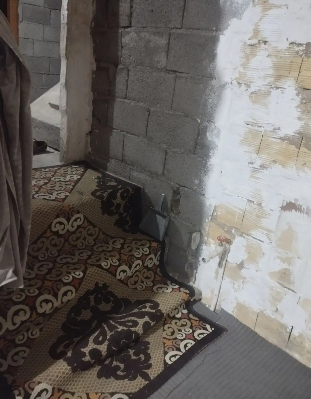اجاره به واحد۷۰ متری برای انباری یا خیاطی