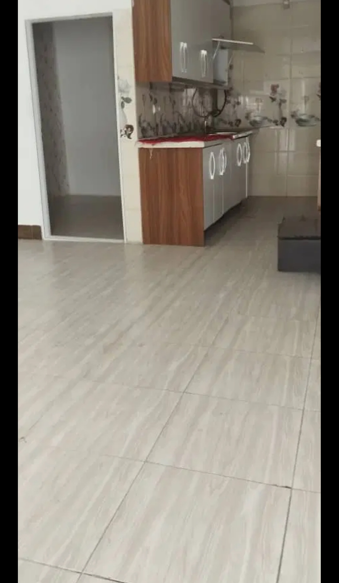 خانه اجاره و فروشی ۱۰۰ متری