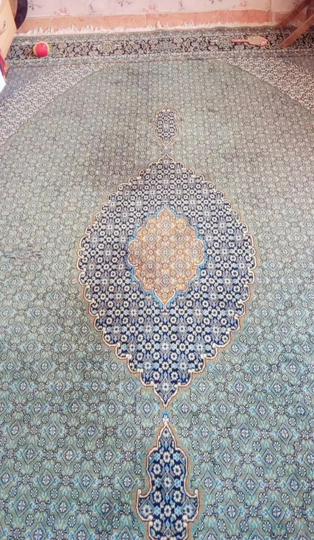 فرش ۹ متری گوشتی