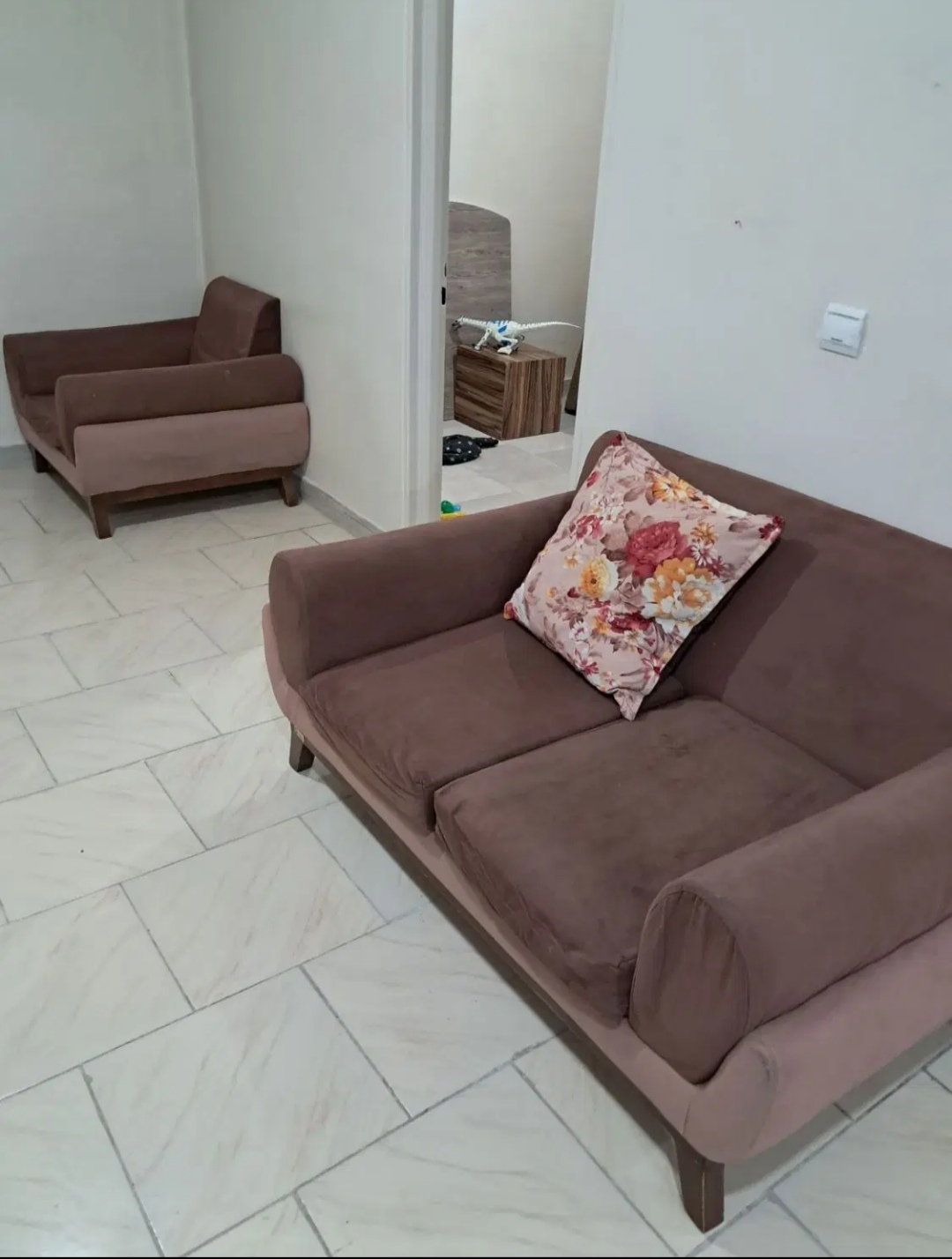 مبل ۴ نفره