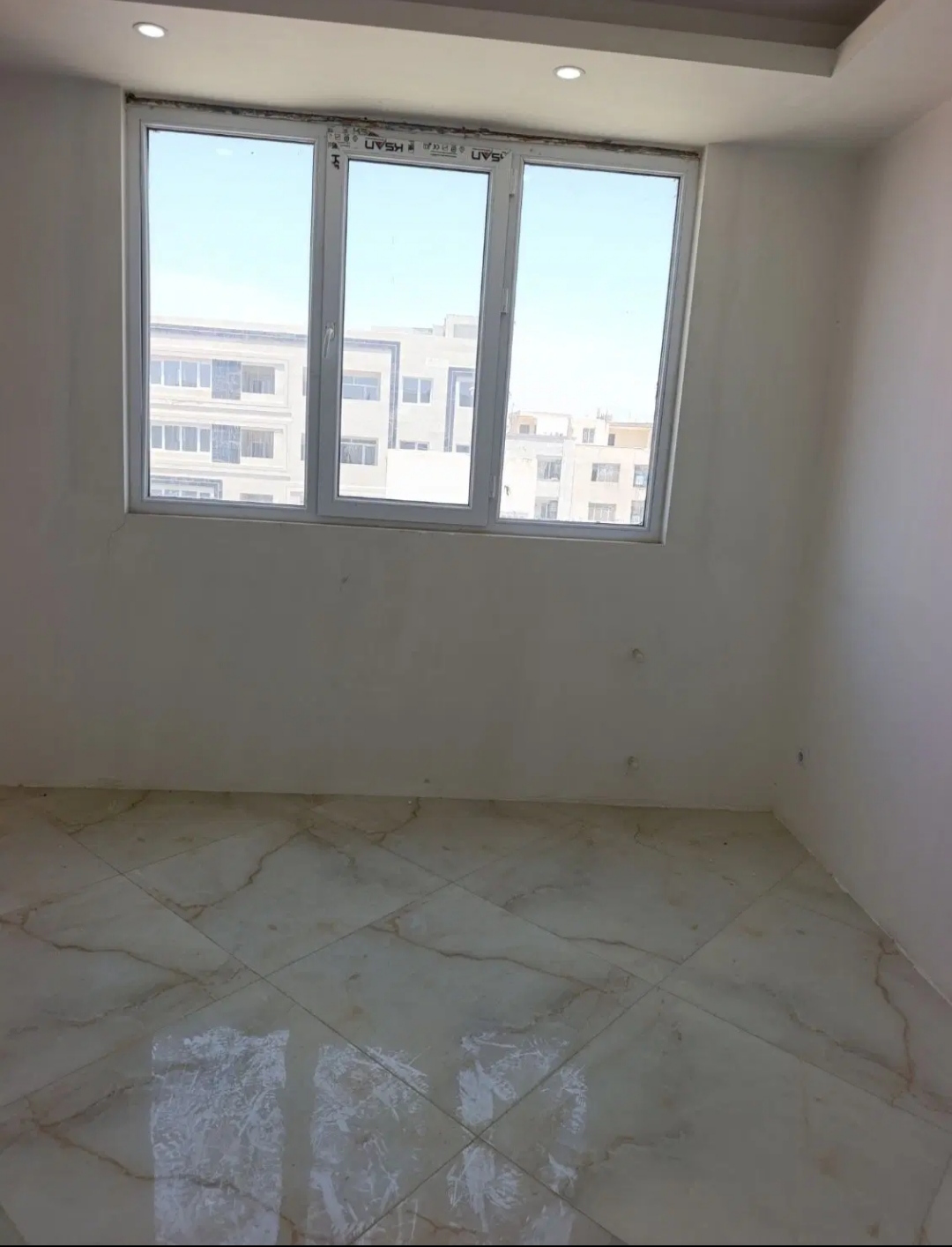 ۹۰متری واحد نوساز سنداماده انتقال✓