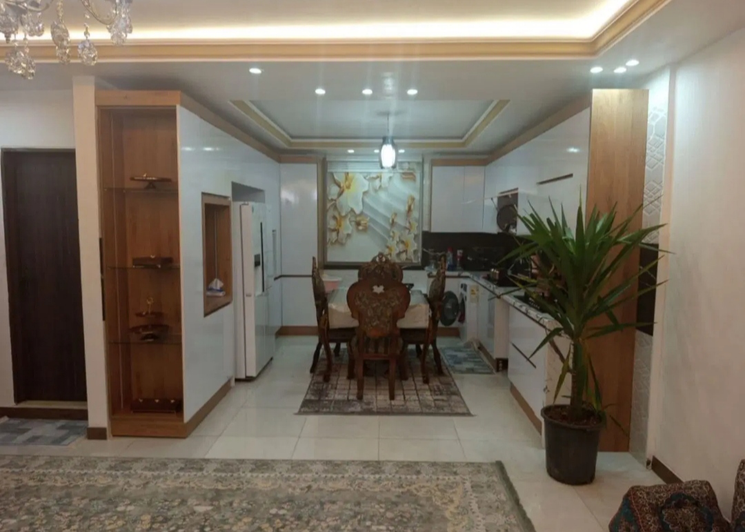 واحد ۱۳۰متری در شهرک فرهنگیان ✓