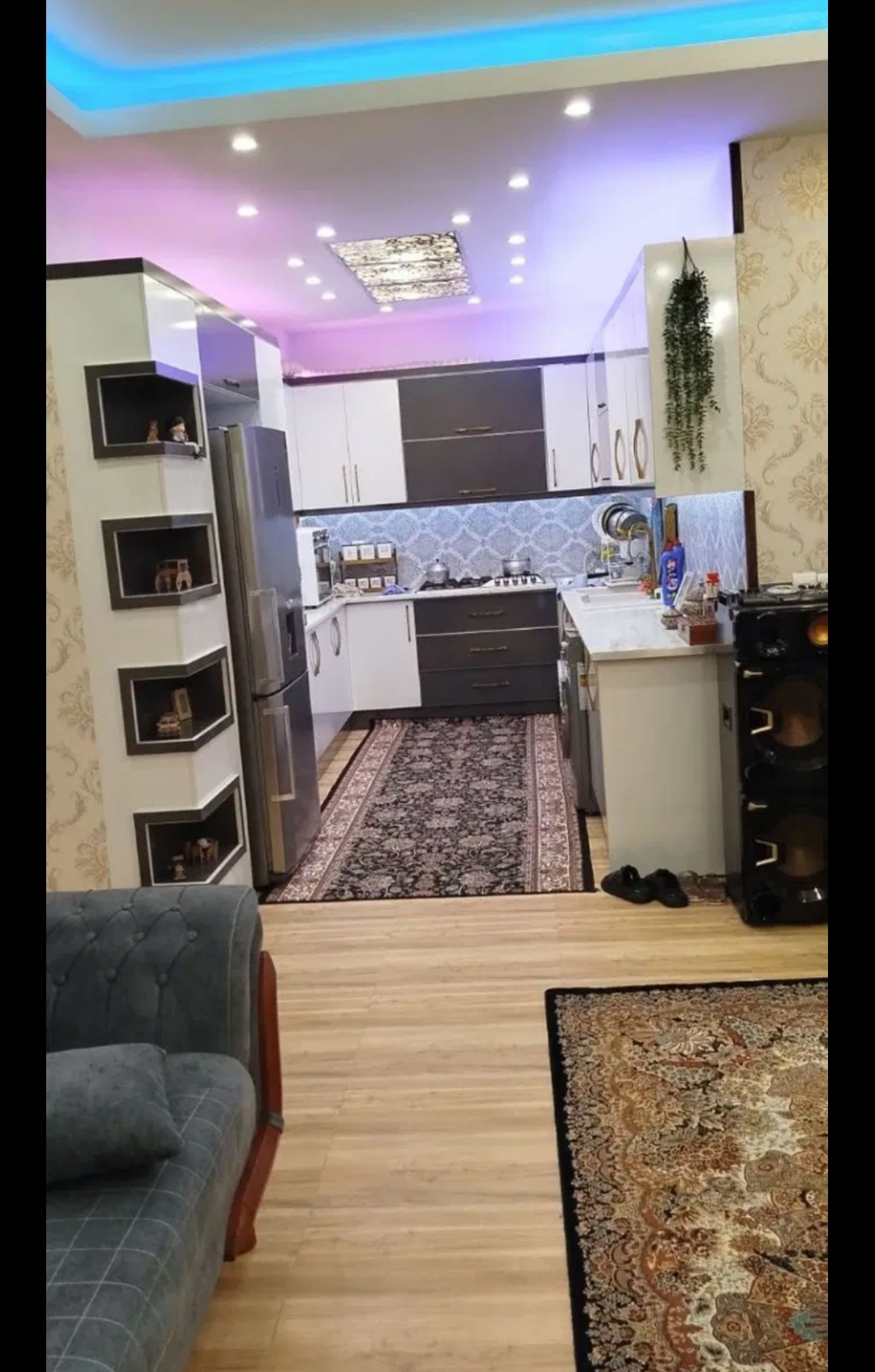 ساختمان ۹۲متری✓