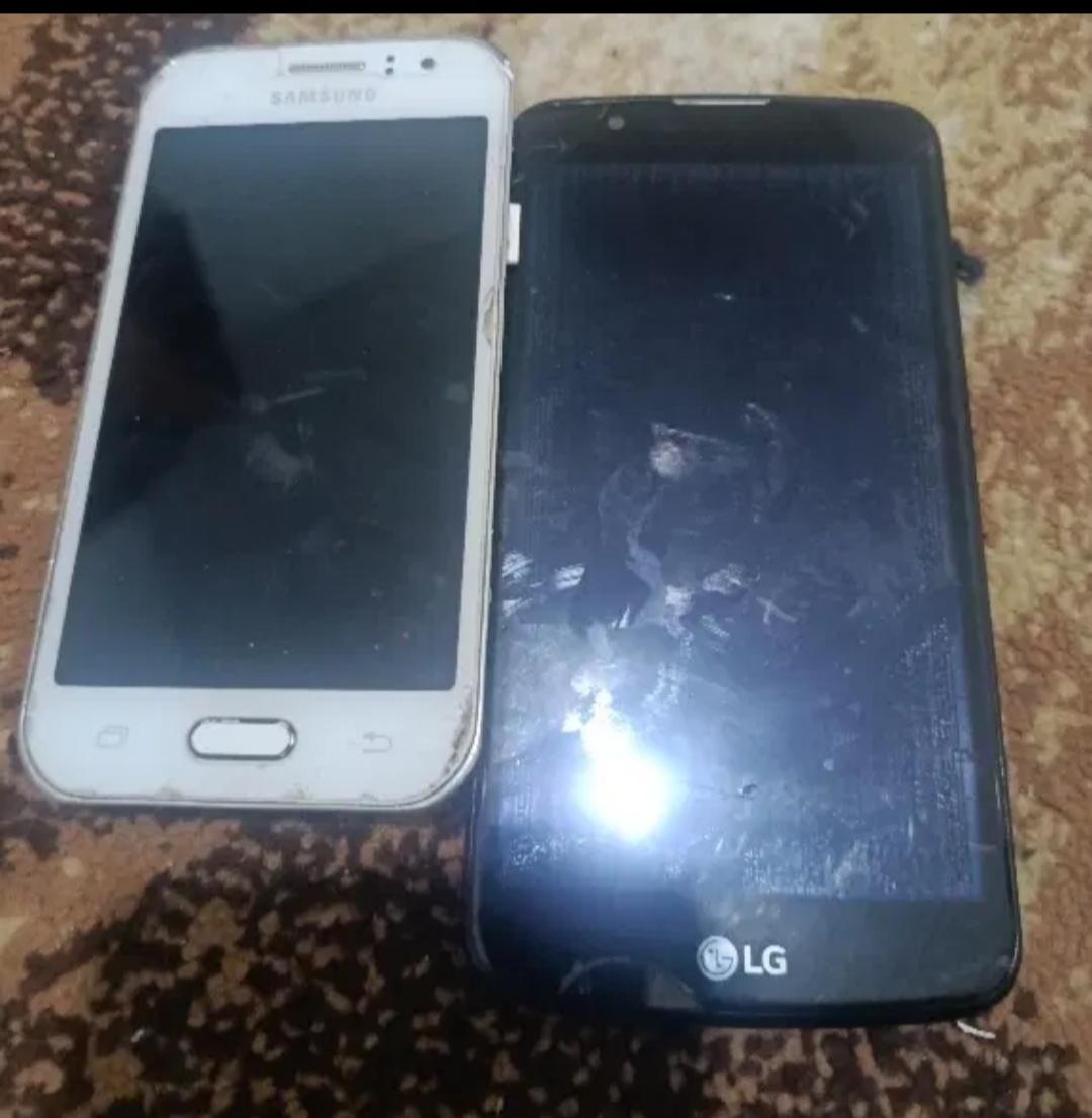 گوشی خراب و تعمیری.
