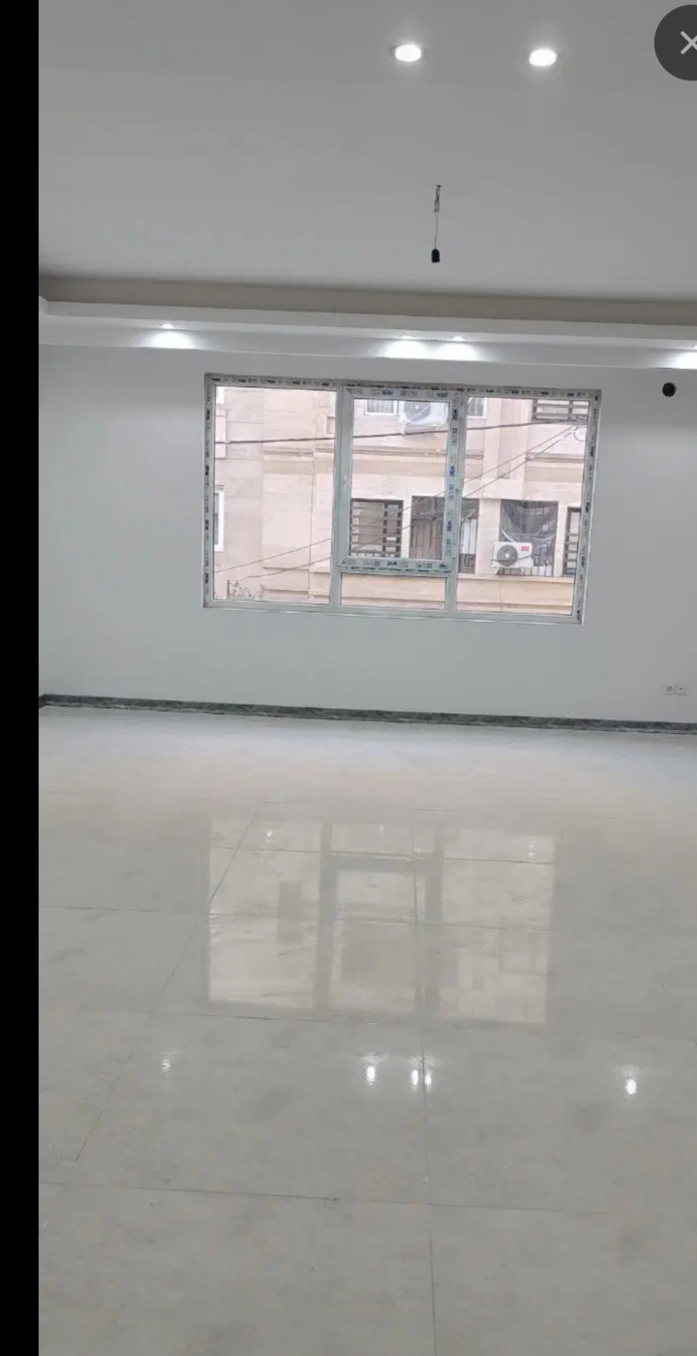 واحد ۱۴۰متری سه خواب بهترین لوکیشن.