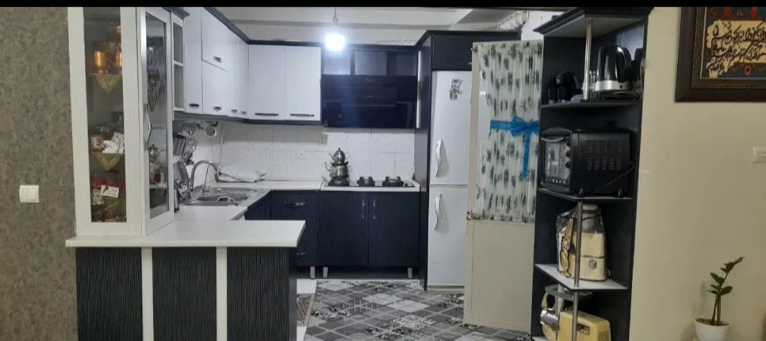 اجاره آپارتمان ۷۸متری دوخواب خ قدوسی.