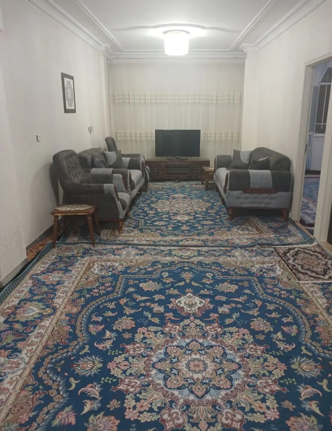 خانه فروشی.