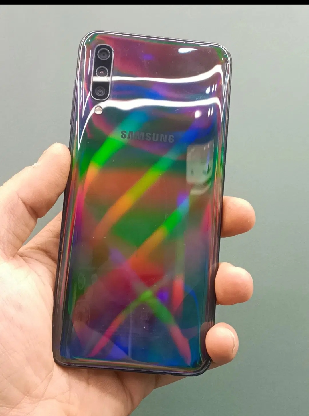 Samsung a50 .