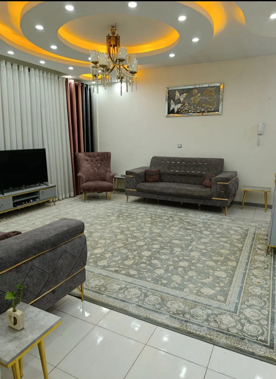 آپارتمان ۷۰متری شهرک امید صفا دشت.