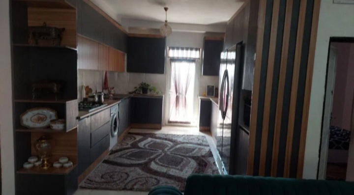 اجاره واحد۱۲۵ متری پارکینگ آسانسور انباری .