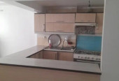یک واحد آپارتمان اجاره داده میشود .