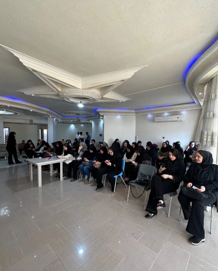 کاردرمنزل باگوشی اموزش وثبت نام رایگان .