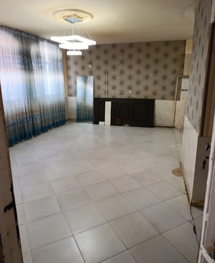 اپارتمان همکف کاشانی دکترحسابی .