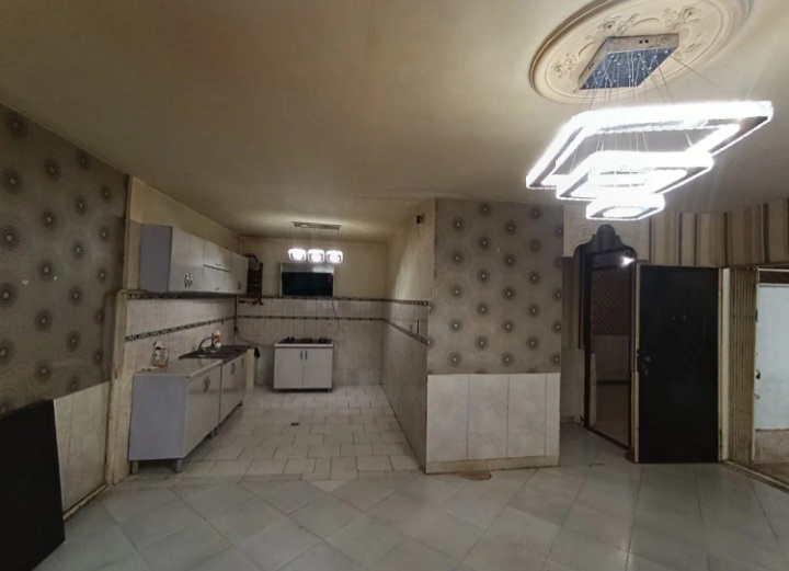 اپارتمان همکف کاشانی دکترحسابی .