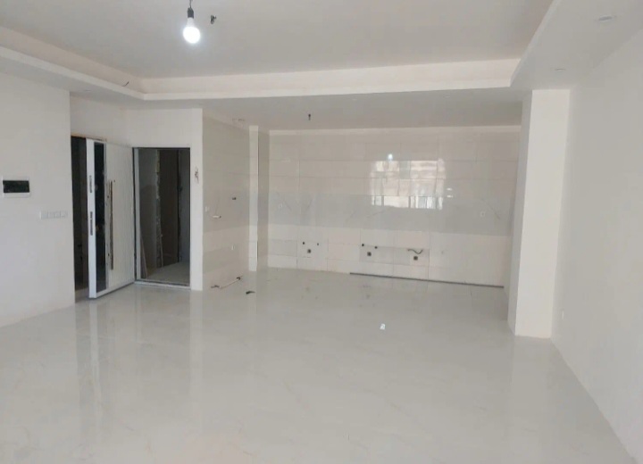 ۹۰مترغرق نور باپارکینگ و اسانسور .