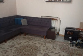 فروش یک واحد مسکونی .