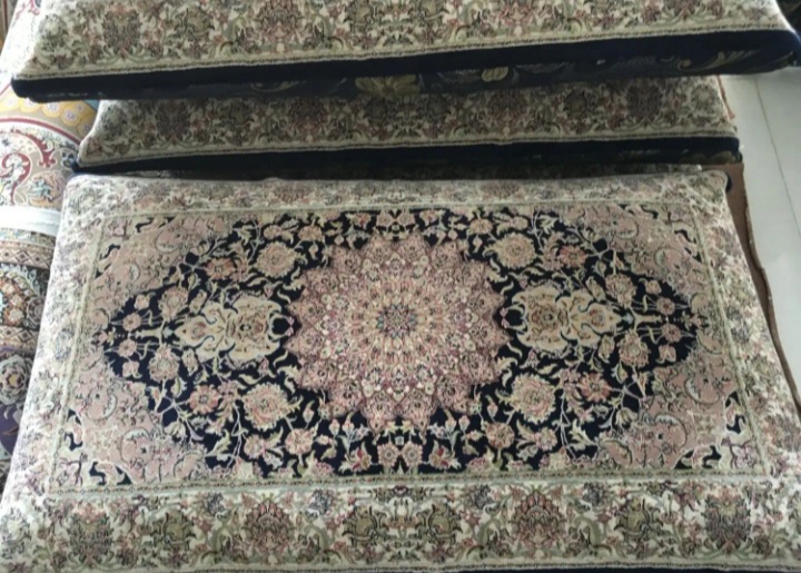 ۸ عدد پشتی