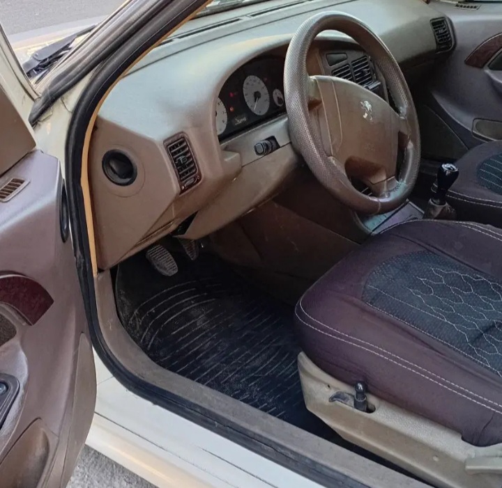 پارس سال مدل ۹۲ xu7 بدون رنگ سالم نقد و اقساط
