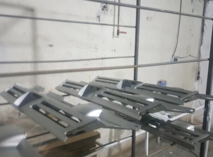 جلوپنجره پراید و ۴۰۵ آک