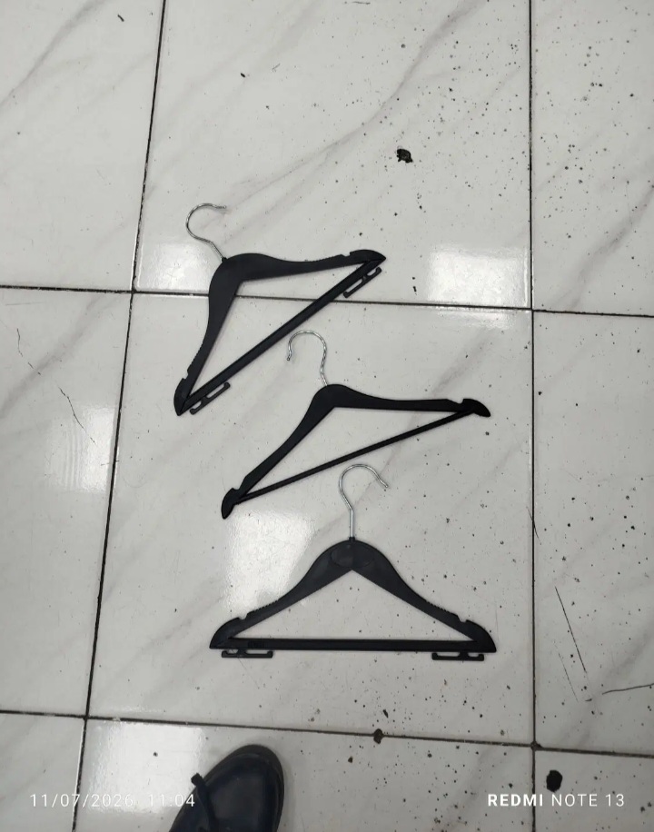 چوب لباسی بچگانه