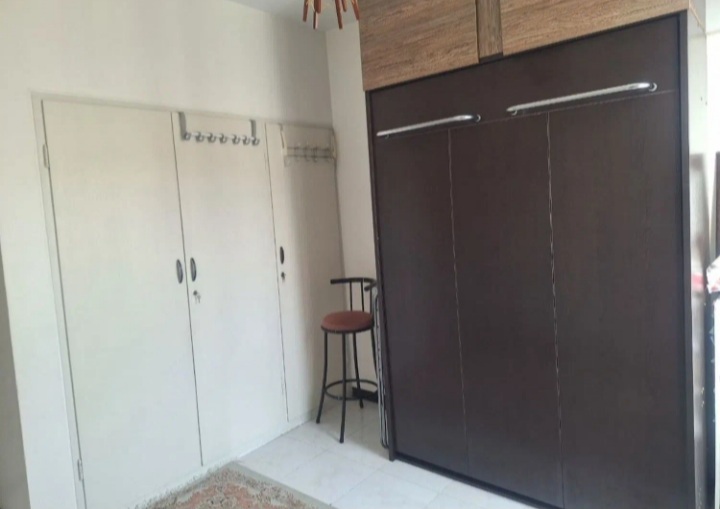 ۸۱متری فول امکانات