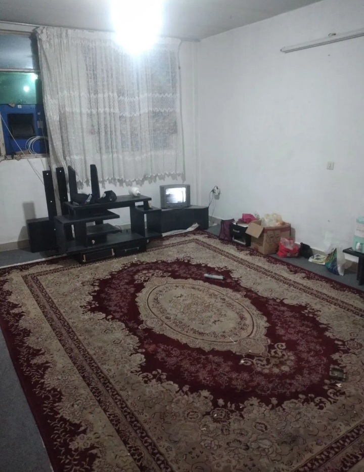 رهن و اجاره اپارتمان ۷۵ متری طبقه دوم روی هم کف