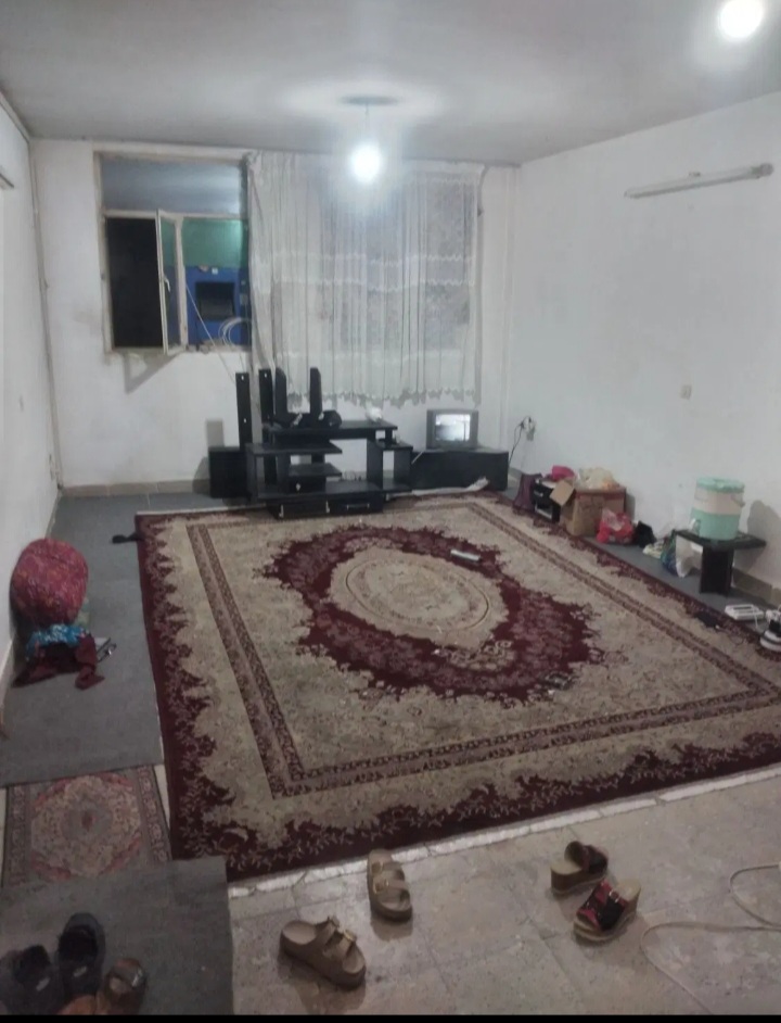 رهن و اجاره اپارتمان ۷۵ متری طبقه دوم روی هم کف