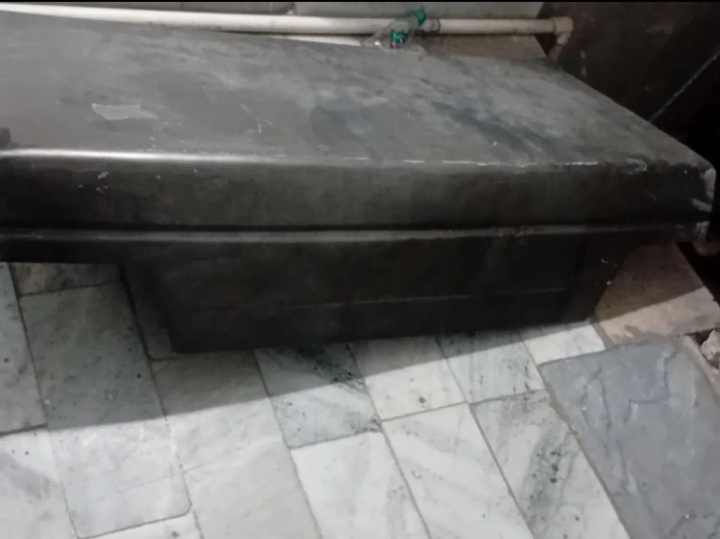 درب صندوق پژو۴۰۵
