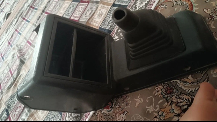 کنسول وسط پراید