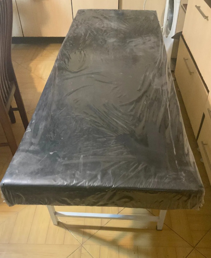 فروش تخت معاینه سالم و درحدنو