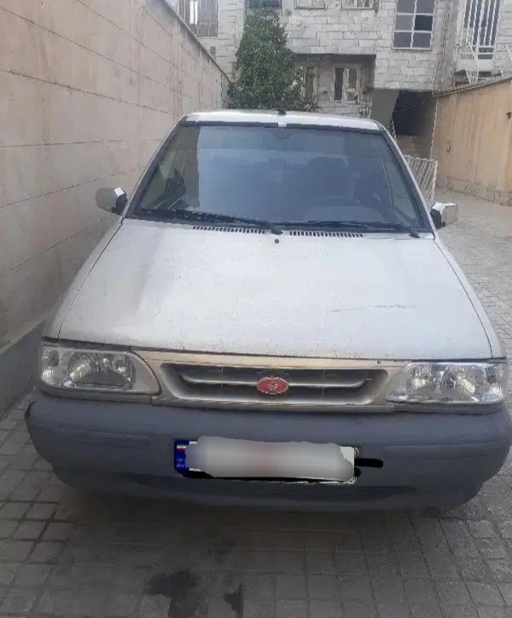 پراید صبا.